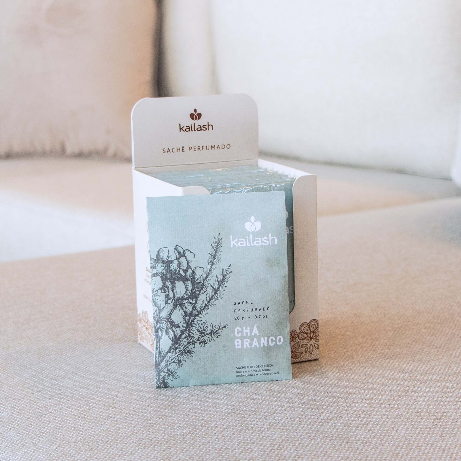Sachê perfumado Kailash Chá Branco 20 g feito de cortiça